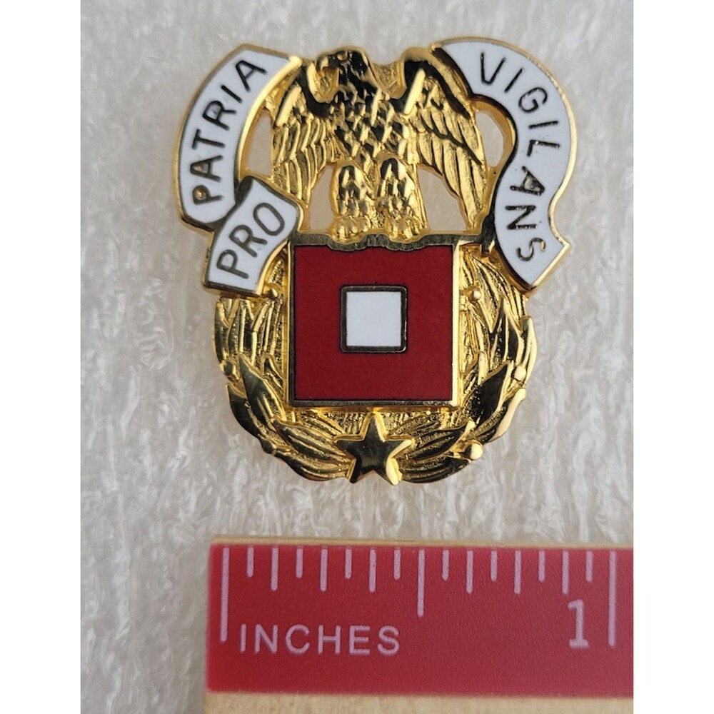 GENUINE U.S. ARMY CORPS CREST: SIGNAL - PRO PATRIA VIGILANS